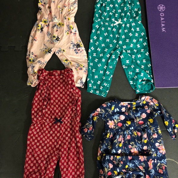 Carters 9m - Picture 2 of 3